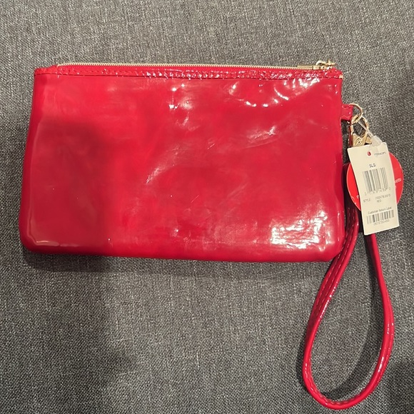 S&Co red pleather wristlet with tags - Picture 4 of 5